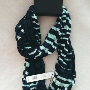Tahari Accessories - Tahari infinity scarf Tahari Accessories - Tahari infinity scarf